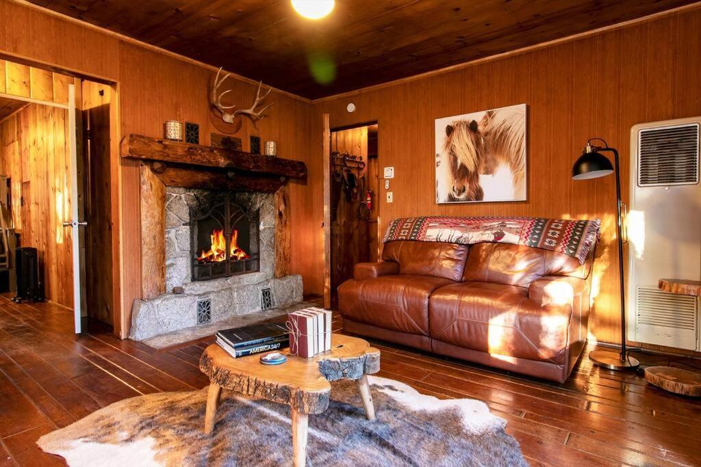 The Lodge At 11 Chimneys 아이딜와일드 외부 사진