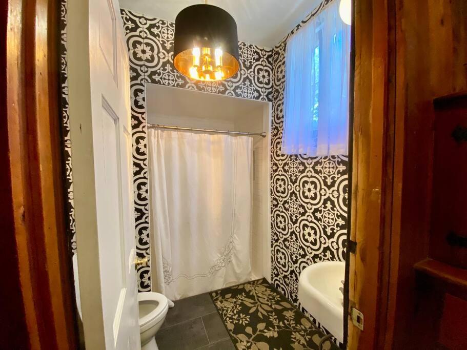 The Lodge At 11 Chimneys 아이딜와일드 외부 사진