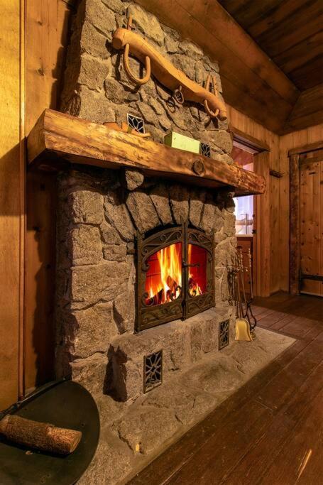 The Lodge At 11 Chimneys 아이딜와일드 외부 사진