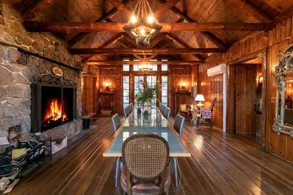 The Lodge At 11 Chimneys 아이딜와일드 외부 사진