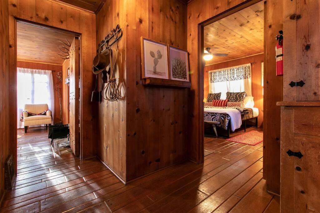 The Lodge At 11 Chimneys 아이딜와일드 외부 사진