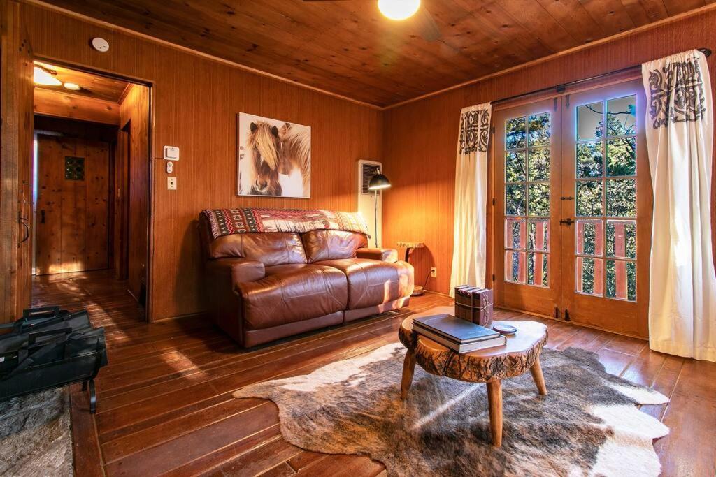 The Lodge At 11 Chimneys 아이딜와일드 외부 사진